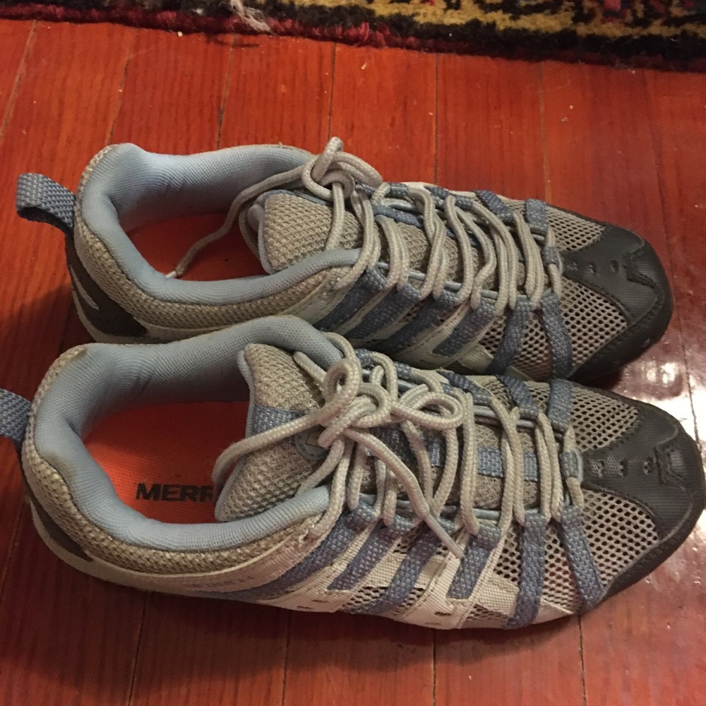 Merrell Gym Shoes Size 7 - Picture 2 of 3